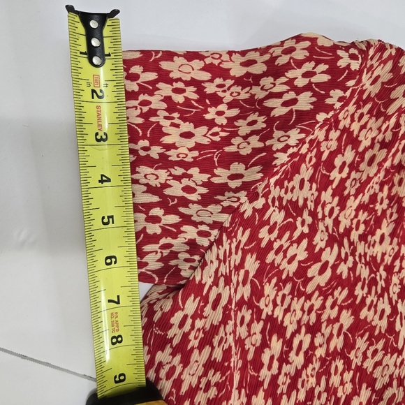 Madewell Red and White Relaxed Tie Front Blouse -Size S - 100% Polyester - Picture 6 of 9